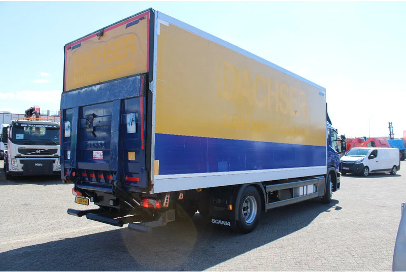 Scania P 230 + LIFT - شاحنة مقفلة: صورة 5 Scania P 230 + LIFT - شاحنة مقفلة: صورة 5