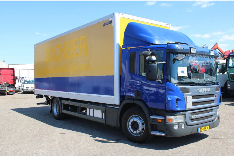 Scania P 230 + LIFT - شاحنة مقفلة: صورة 2 Scania P 230 + LIFT - شاحنة مقفلة: صورة 2