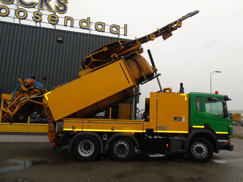 Scania P 360 + COMBI VACUUM WIEDEMANN + 6X4 - شاحنة الشفط: صورة 2 Scania P 360 + COMBI VACUUM WIEDEMANN + 6X4 - شاحنة الشفط: صورة 2