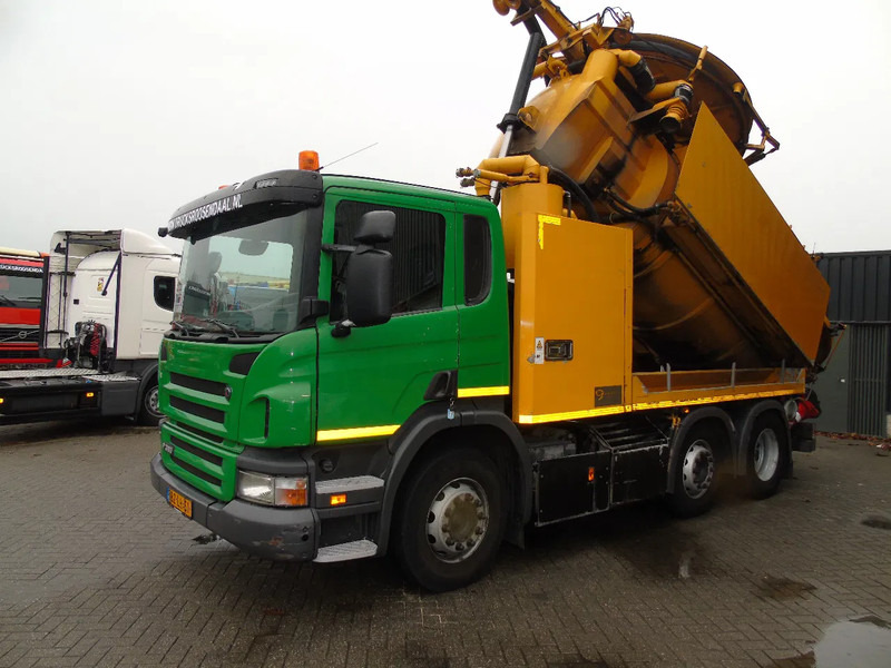Scania P 360 + COMBI VACUUM WIEDEMANN + 6X4 - شاحنة الشفط: صورة 3 Scania P 360 + COMBI VACUUM WIEDEMANN + 6X4 - شاحنة الشفط: صورة 3