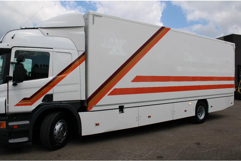 Scania P230 + EURO 5 + LIFT + 19T - شاحنة مقفلة: صورة 3 Scania P230 + EURO 5 + LIFT + 19T - شاحنة مقفلة: صورة 3