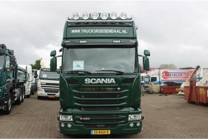 Scania R490 + 6X2 + EURO 6 + heating truck/ flowers FULL OPTION - شاحنة الفريزر: صورة 2 Scania R490 + 6X2 + EURO 6 + heating truck/ flowers FULL OPTION - شاحنة الفريزر: صورة 2