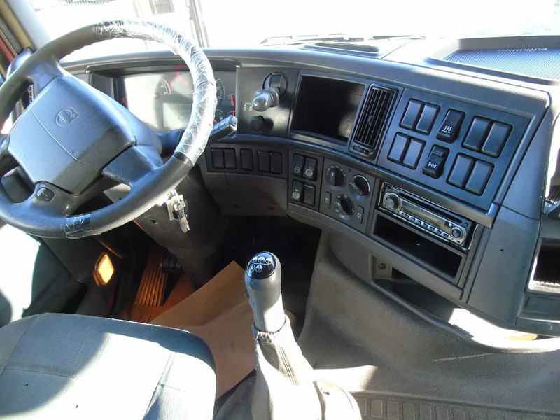 Volvo FH 460 + XL CABINE + EURO 5+ MANUAL - وحدة جر: صورة 5 Volvo FH 460 + XL CABINE + EURO 5+ MANUAL - وحدة جر: صورة 5