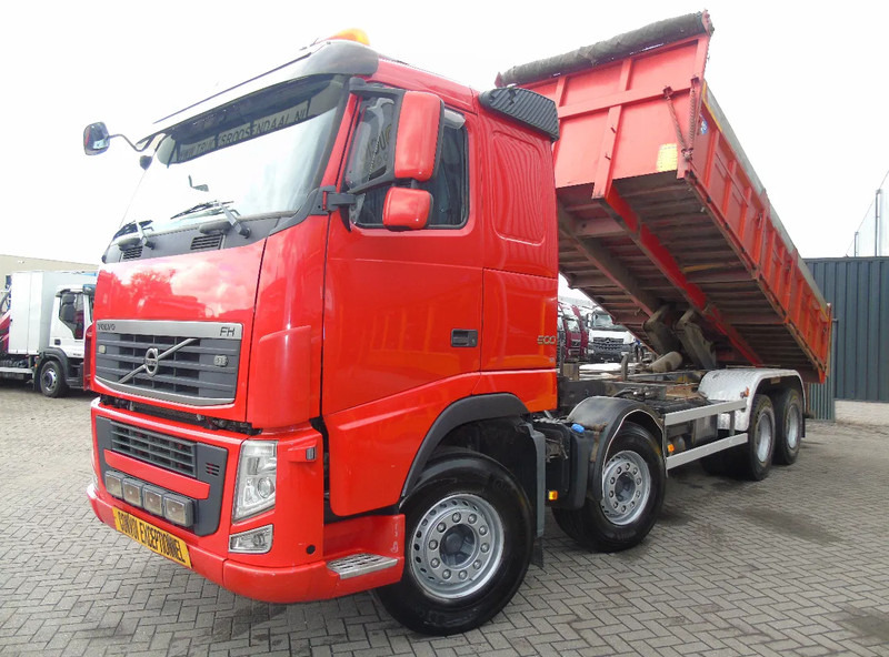 Volvo FH 500 + 8X4 + SPRING + EURO 5 + RETARDER - شاحنة قلاب: صورة 2 Volvo FH 500 + 8X4 + SPRING + EURO 5 + RETARDER - شاحنة قلاب: صورة 2