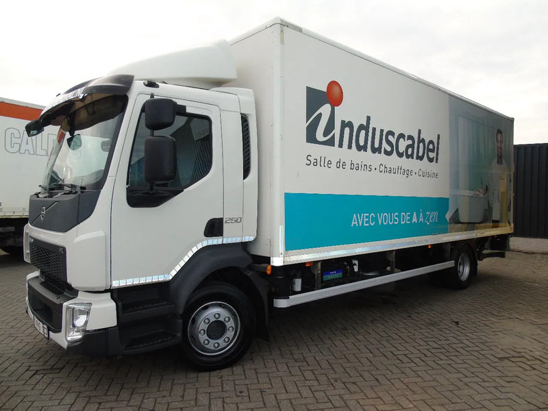 Volvo FL 12.250 + EURO 6 + LIFT - شاحنة مقفلة: صورة 3 Volvo FL 12.250 + EURO 6 + LIFT - شاحنة مقفلة: صورة 3
