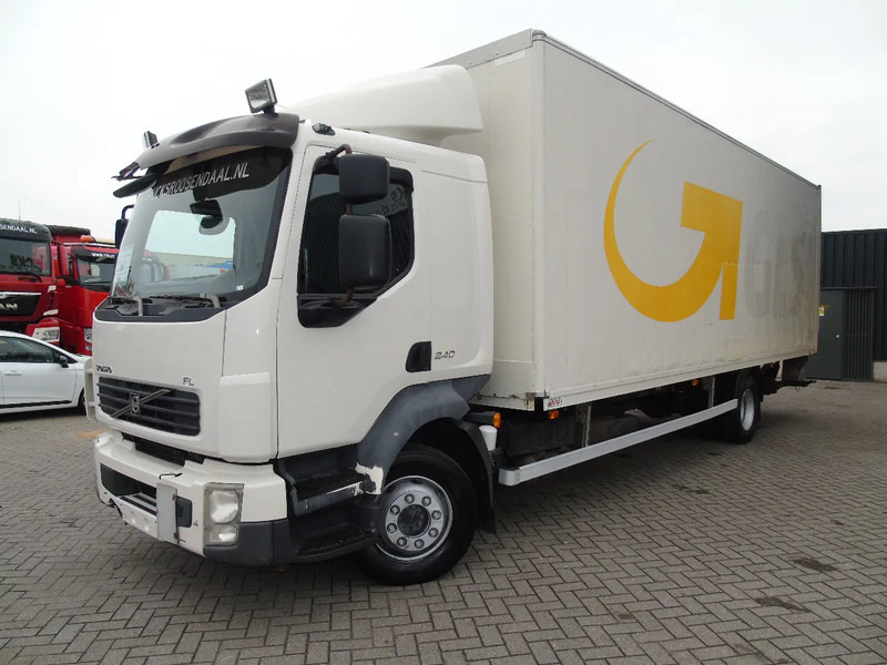 Volvo FL 240 + 12t + euro 5 + lift - شاحنة مقفلة: صورة 2 Volvo FL 240 + 12t + euro 5 + lift - شاحنة مقفلة: صورة 2