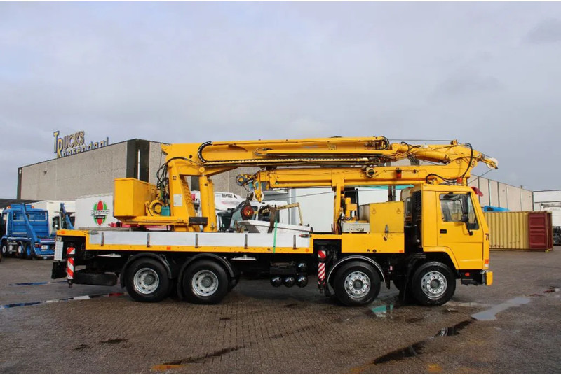Volvo FL FL10 8X4 + GROMACH 34 mtr. + EURO 2 - شاحنة كرين: صورة 5 Volvo FL FL10 8X4 + GROMACH 34 mtr. + EURO 2 - شاحنة كرين: صورة 5