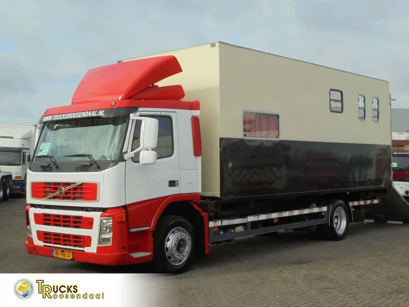 Volvo FM 9.310 + Euro 5 + Manual + Horse transport - شاحنات الحاويات / جسم علوي قابل للتغيير شاحنة: صورة 1 Volvo FM 9.310 + Euro 5 + Manual + Horse transport - شاحنات الحاويات / جسم علوي قابل للتغيير شاحنة: صورة 1