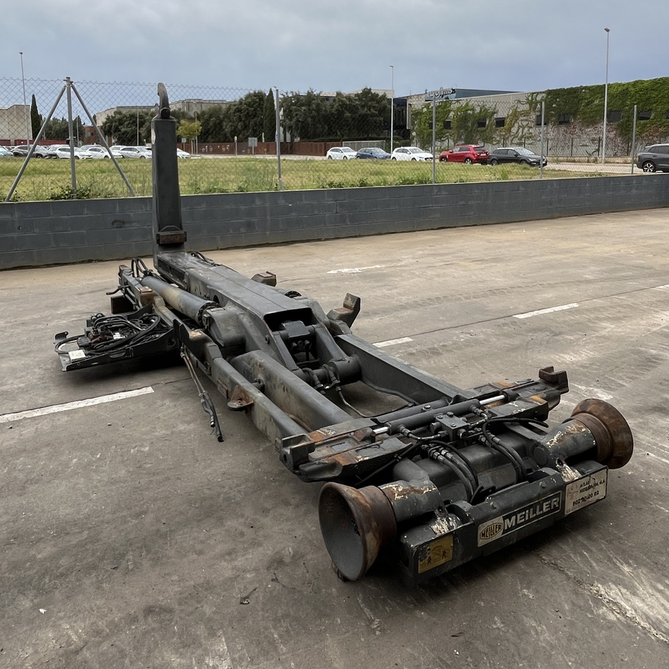 Meiller PK14 50 - رافعة ذات خطاف/ نظام التخلص من الحمولة: صورة 2 Meiller PK14 50 - رافعة ذات خطاف/ نظام التخلص من الحمولة: صورة 2