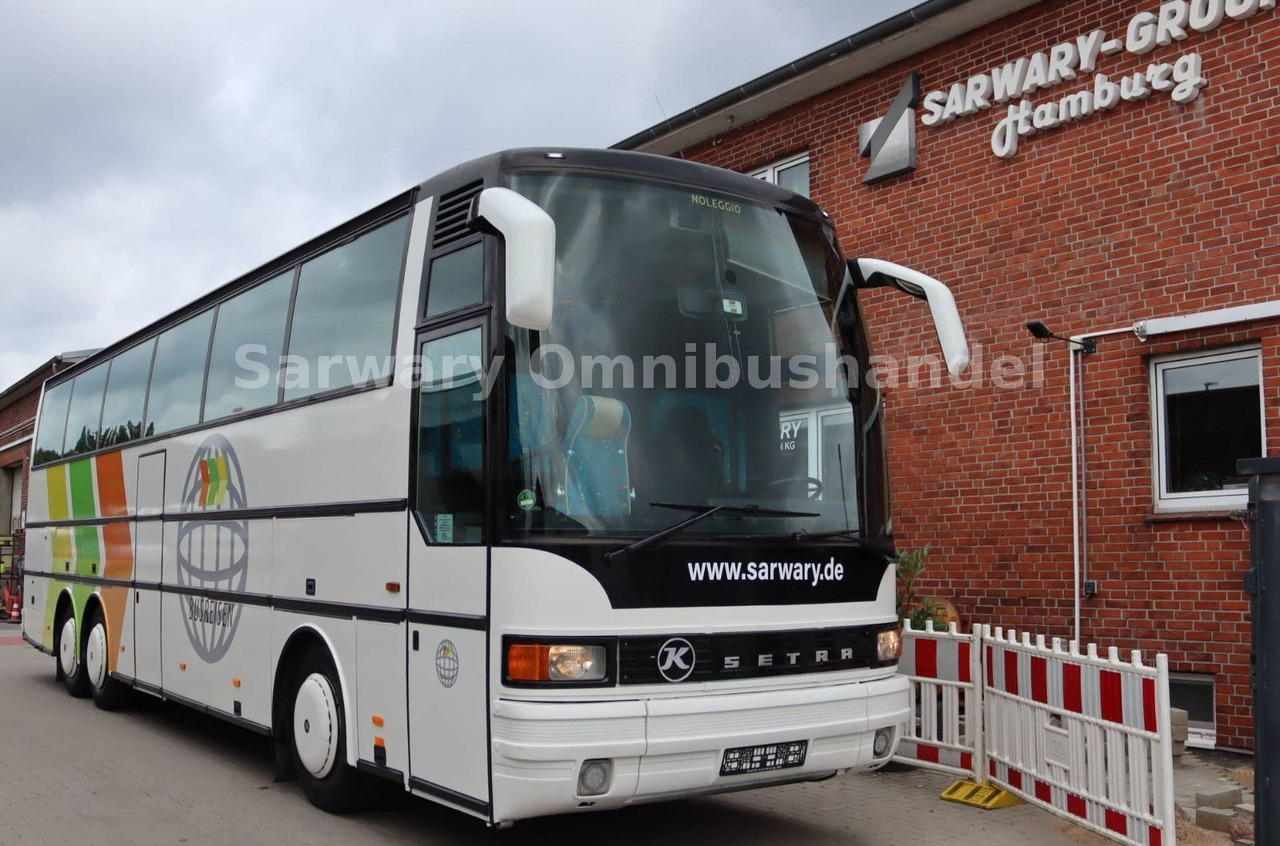 Setra 215 HDH*41 Sitze*VIP*8 Gang*Klima*WC*TV*Clubecke - مركبة كوتش: صورة 1 Setra 215 HDH*41 Sitze*VIP*8 Gang*Klima*WC*TV*Clubecke - مركبة كوتش: صورة 1