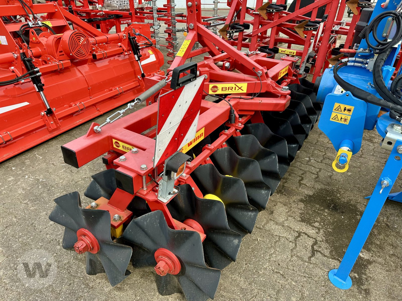 Brix Twin 300/6 - اسطوانة المزرعة: صورة 4 Brix Twin 300/6 - اسطوانة المزرعة: صورة 4
