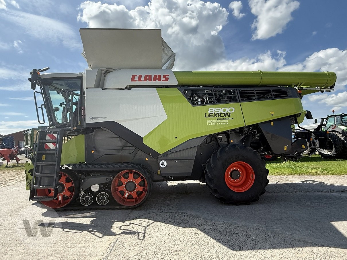 CLAAS Lexion 8900 TT - حصادة موحَّدة: صورة 3 CLAAS Lexion 8900 TT - حصادة موحَّدة: صورة 3