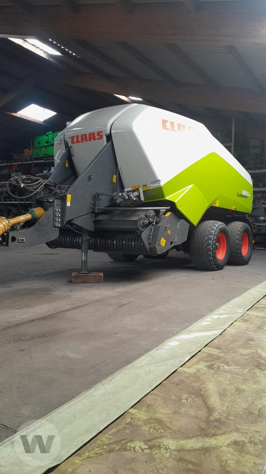 CLAAS Quadrant 3200 FC - مكبس البالات المستطيله: صورة 1 CLAAS Quadrant 3200 FC - مكبس البالات المستطيله: صورة 1