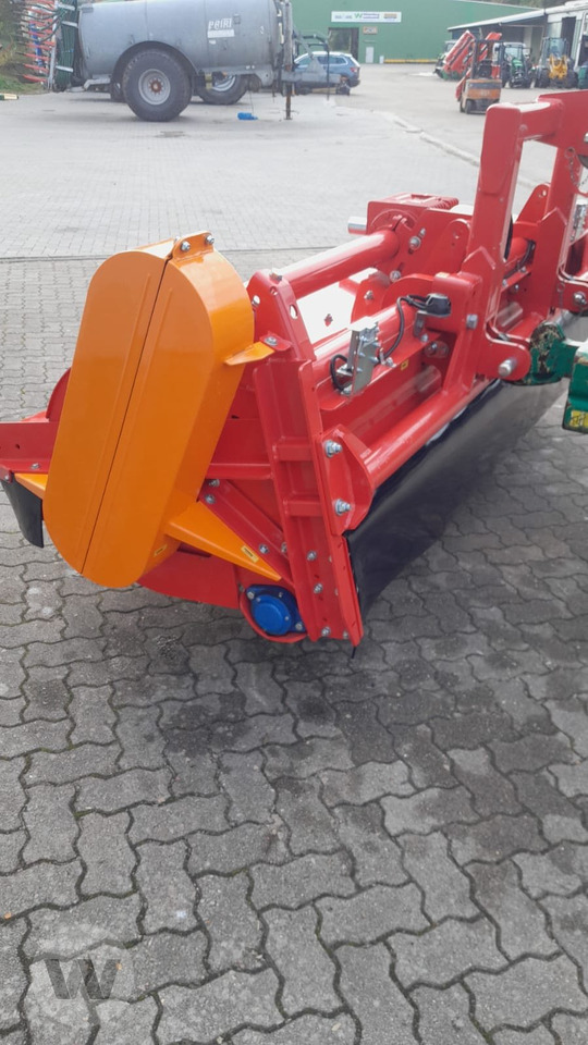 Dücker UM 27 - التقطيع جزازة/ ماكينات قطع الحشائش: صورة 3 Dücker UM 27 - التقطيع جزازة/ ماكينات قطع الحشائش: صورة 3