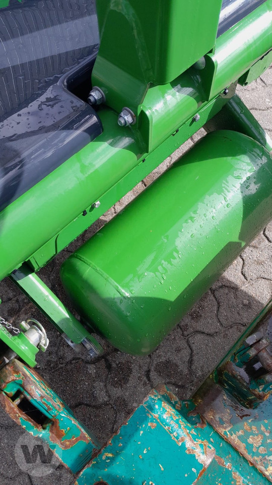 Krone EASY WRAP 150 - آلة تغليف بالة التبن: صورة 4 Krone EASY WRAP 150 - آلة تغليف بالة التبن: صورة 4