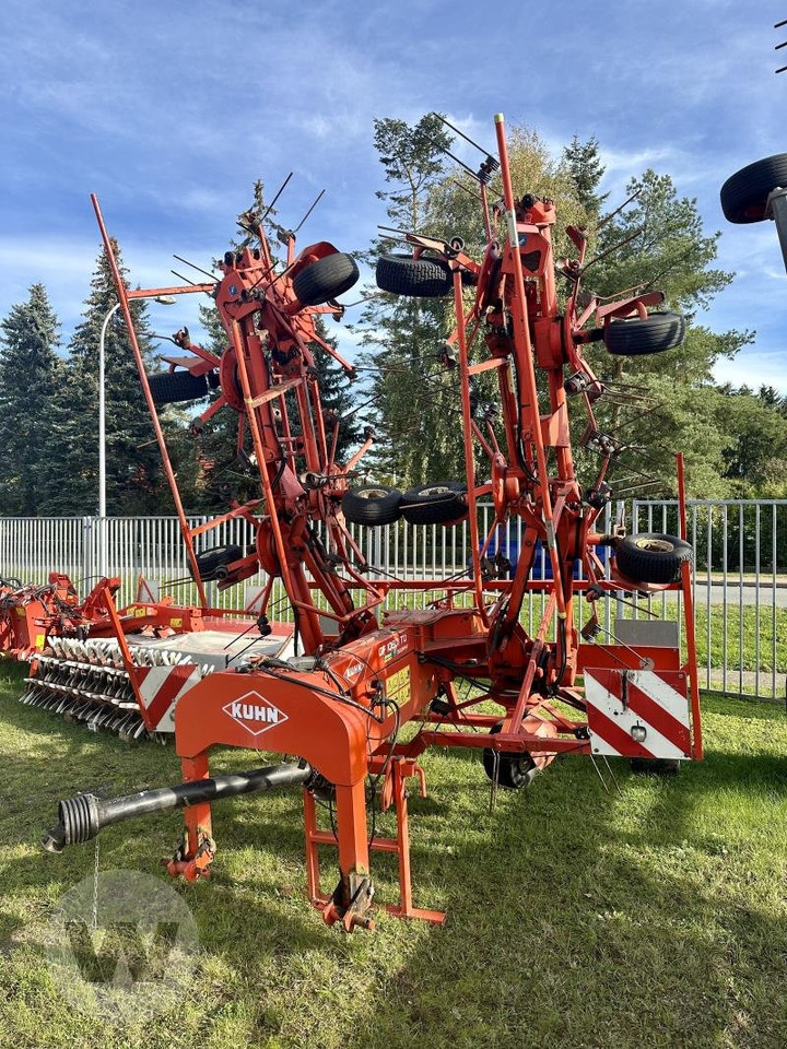 Kuhn GF 10601 - آلة تيبيس العشب/ آلة جمع العشب: صورة 3 Kuhn GF 10601 - آلة تيبيس العشب/ آلة جمع العشب: صورة 3