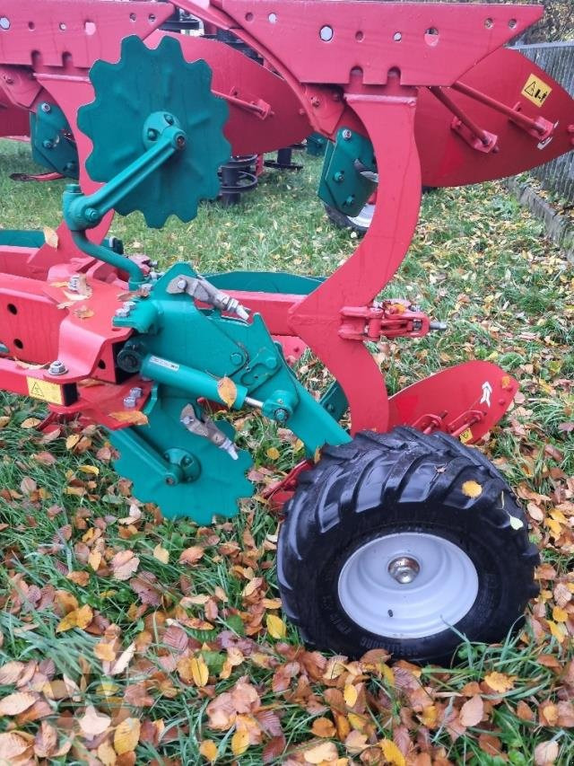 Kverneland EG 100 Vario - محراث: صورة 4 Kverneland EG 100 Vario - محراث: صورة 4