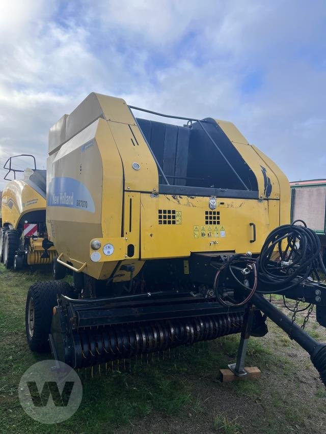 New Holland BR 7070 - مكنة: صورة 2 New Holland BR 7070 - مكنة: صورة 2