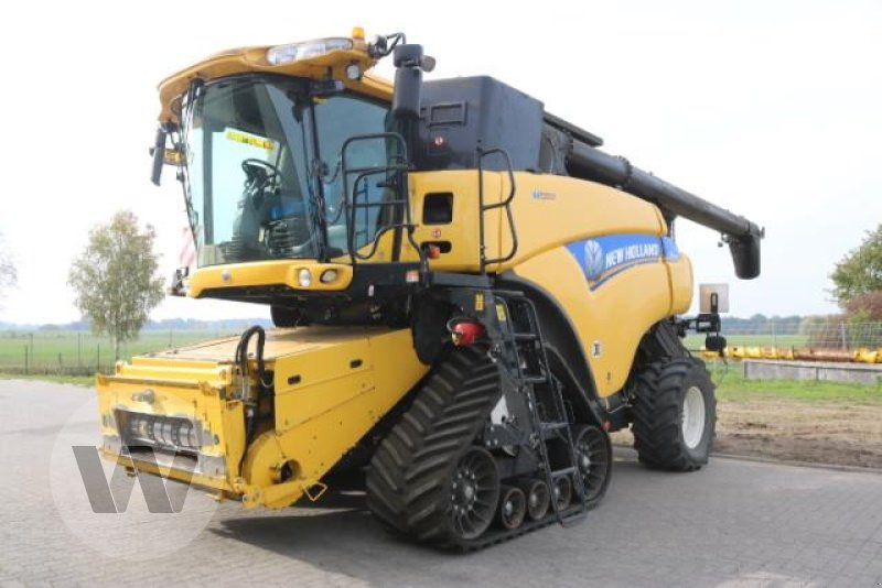 New Holland CR 9090 SCR - حصادة موحَّدة: صورة 1 New Holland CR 9090 SCR - حصادة موحَّدة: صورة 1