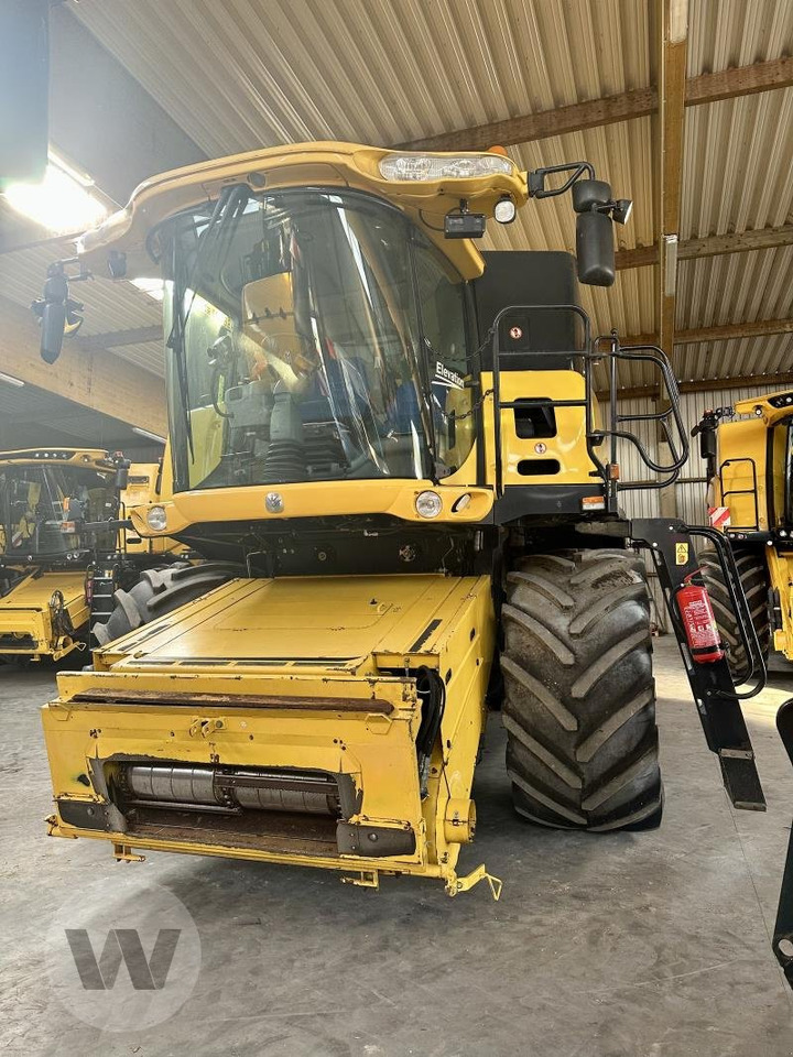 New Holland CR 9090 - حصادة موحَّدة: صورة 3 New Holland CR 9090 - حصادة موحَّدة: صورة 3