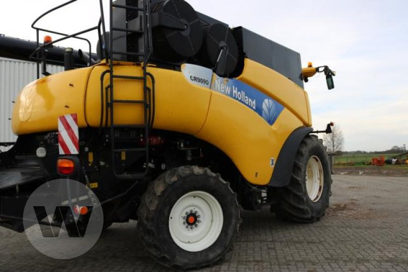 New Holland CR 9090 - حصادة موحَّدة: صورة 5 New Holland CR 9090 - حصادة موحَّدة: صورة 5