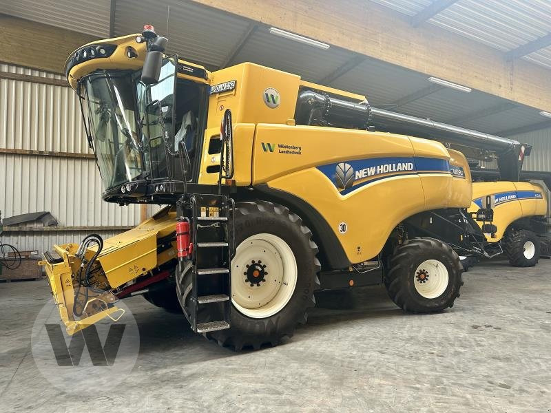 New Holland CX 8.90 - حصادة موحَّدة: صورة 1 New Holland CX 8.90 - حصادة موحَّدة: صورة 1