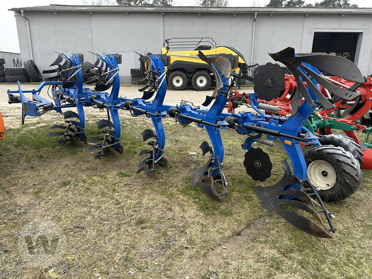 New Holland PHVH 4+1 - محراث: صورة 2 New Holland PHVH 4+1 - محراث: صورة 2