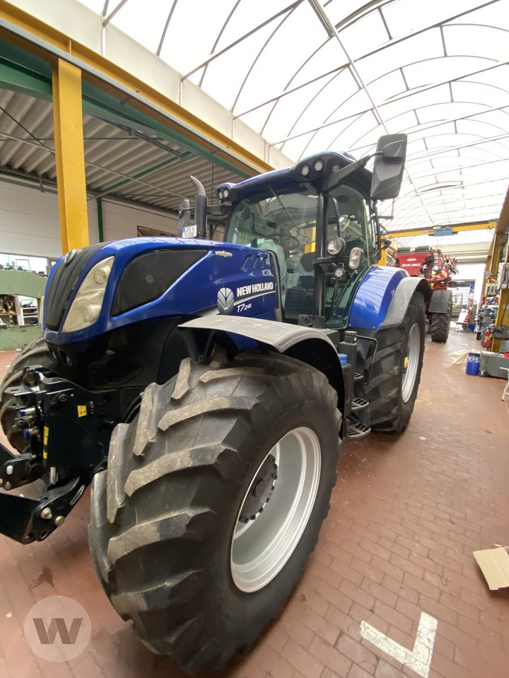 New Holland T 7.245 - جرار: صورة 1 New Holland T 7.245 - جرار: صورة 1