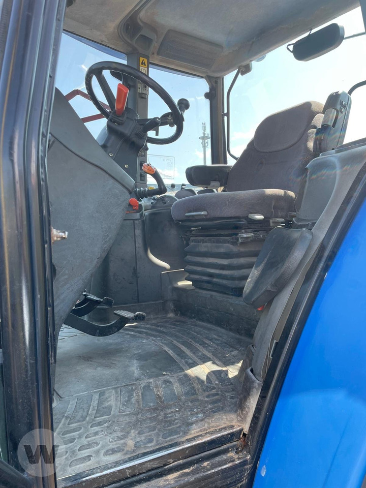 جرار New Holland TM 190: صورة 10 جرار New Holland TM 190: صورة 10