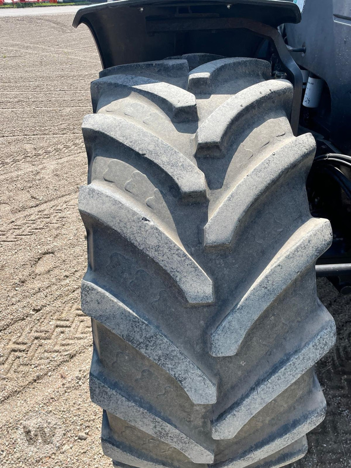 جرار New Holland TM 190: صورة 16 جرار New Holland TM 190: صورة 16