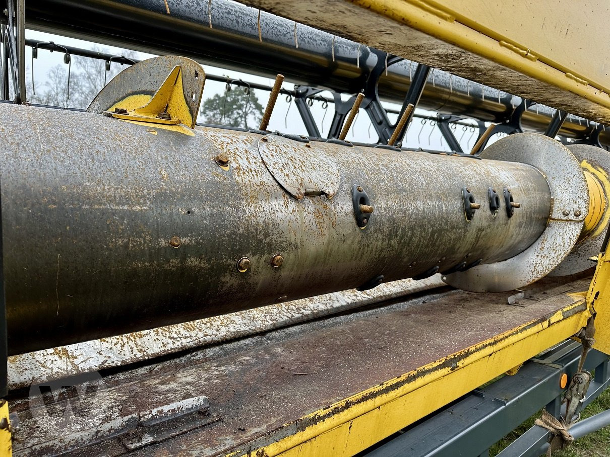 حصادة برأس ملحق New Holland VARIFEED 10,70 M: صورة 10 حصادة برأس ملحق New Holland VARIFEED 10,70 M: صورة 10