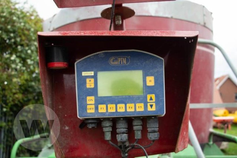 Strautmann Verti-Mix 1801 DOUBLE - عربة خلط الأعلاف: صورة 2 Strautmann Verti-Mix 1801 DOUBLE - عربة خلط الأعلاف: صورة 2
