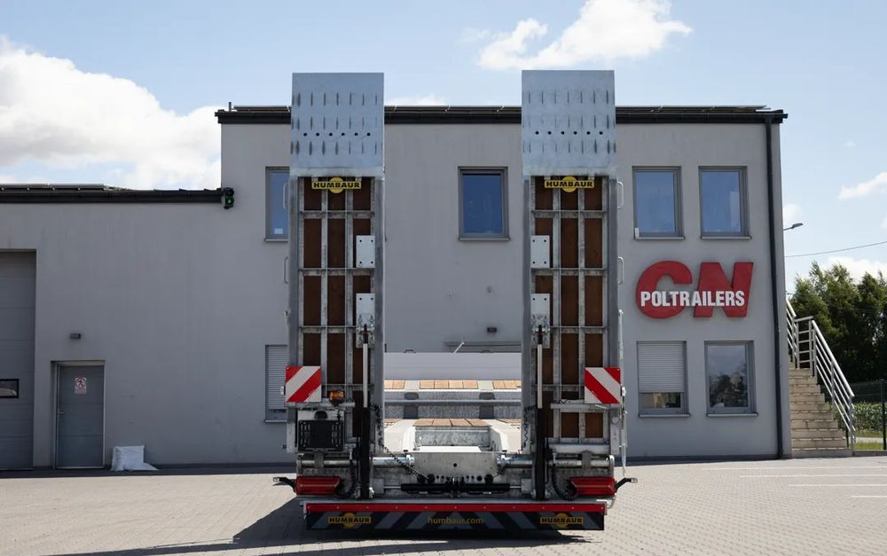 Humbaur HTS30K Naczepa niskopodwoziowa // 3. osiowa // ocynkowana rama // rampy hydrauliczne 1. i 2. częściowe - عربة منخفضة مسطحة نصف مقطورة: صورة 4 Humbaur HTS30K Naczepa niskopodwoziowa // 3. osiowa // ocynkowana rama // rampy hydrauliczne 1. i 2. częściowe - عربة منخفضة مسطحة نصف مقطورة: صورة 4