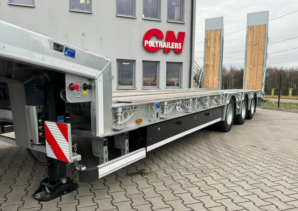 Humbaur Ocynkowana rama, Twarde drewno, W pełni hydrauliczne rampy - عربة منخفضة مسطحة نصف مقطورة: صورة 3 Humbaur Ocynkowana rama, Twarde drewno, W pełni hydrauliczne rampy - عربة منخفضة مسطحة نصف مقطورة: صورة 3