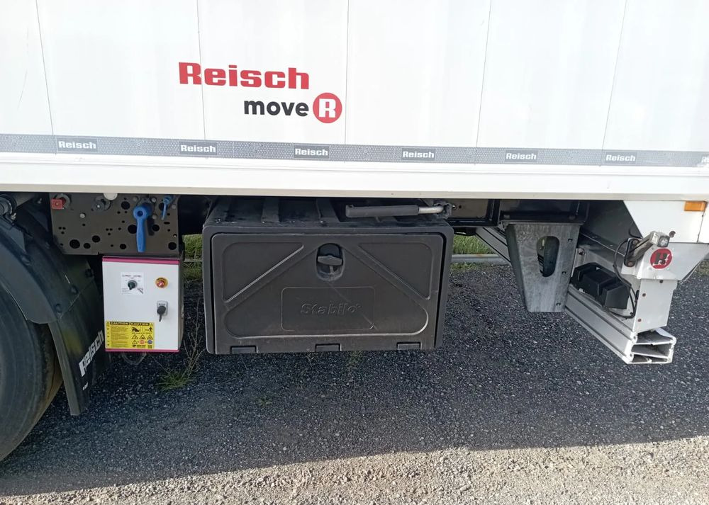 Reisch 3x Ruchoma podłoga 2 - 2022 , 1-2023 - نصف مقطورة مباشرة: صورة 4 Reisch 3x Ruchoma podłoga 2 - 2022 , 1-2023 - نصف مقطورة مباشرة: صورة 4