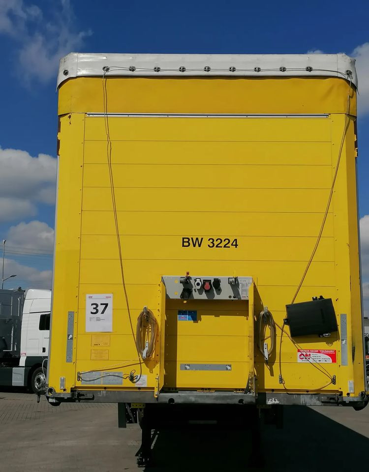Schmitz Cargobull STANDARD FIRANKA- MOŻLIWY WYNAJEM - نصف مقطورة ستارة: صورة 2 Schmitz Cargobull STANDARD FIRANKA- MOŻLIWY WYNAJEM - نصف مقطورة ستارة: صورة 2