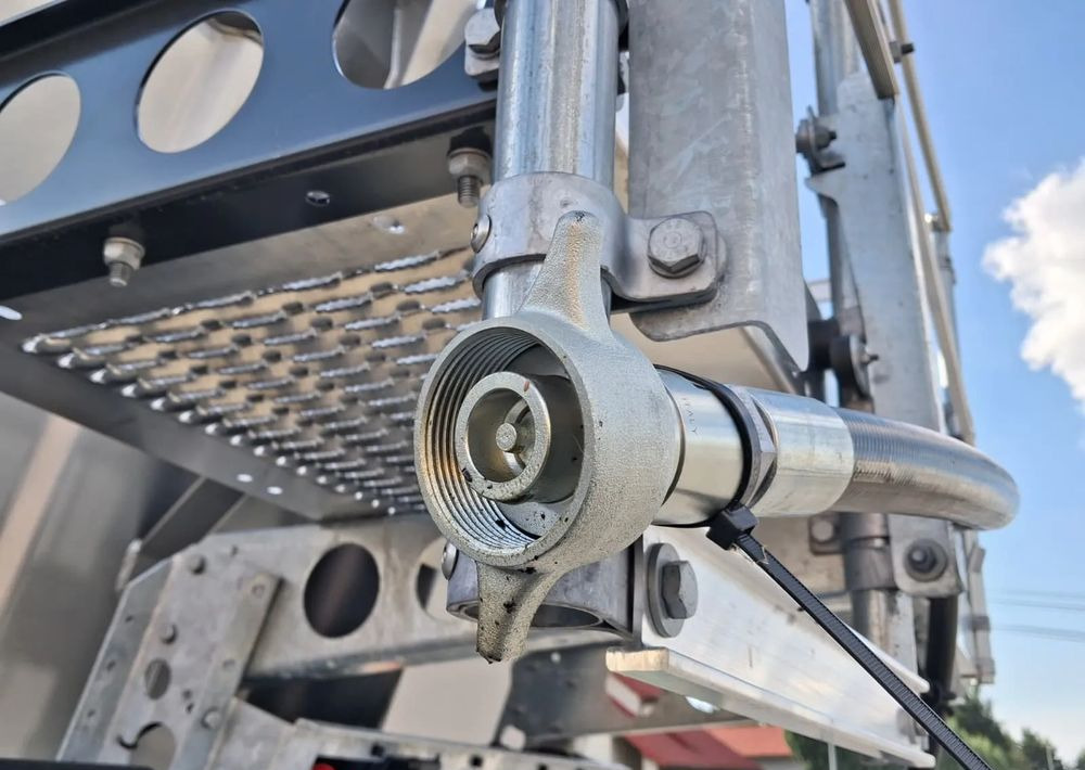 Schmitz Cargobull Wywrotka stalowa 25m3, Klapa zewnętrzna - قلابة نصف مقطورة نصف مقطورة قلابة: صورة 4 Schmitz Cargobull Wywrotka stalowa 25m3, Klapa zewnętrzna - قلابة نصف مقطورة نصف مقطورة قلابة: صورة 4