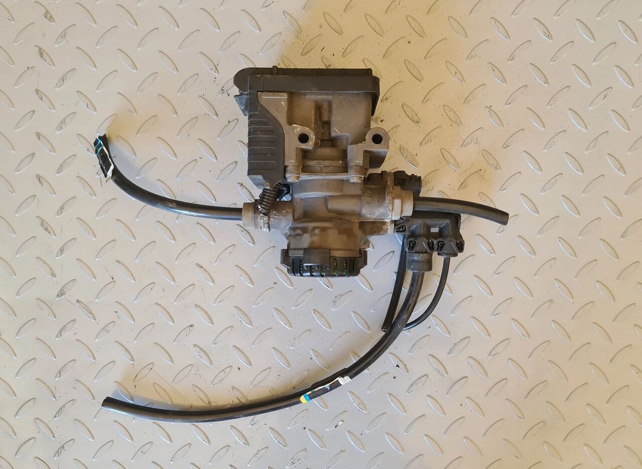 Knorr-Bremse 21114974 K029246 VOLVO FH4 FM4 RENAULT RANGE T truck - صمام الفرامل - شاحنة: صورة 2 Knorr-Bremse 21114974 K029246 VOLVO FH4 FM4 RENAULT RANGE T truck - صمام الفرامل - شاحنة: صورة 2