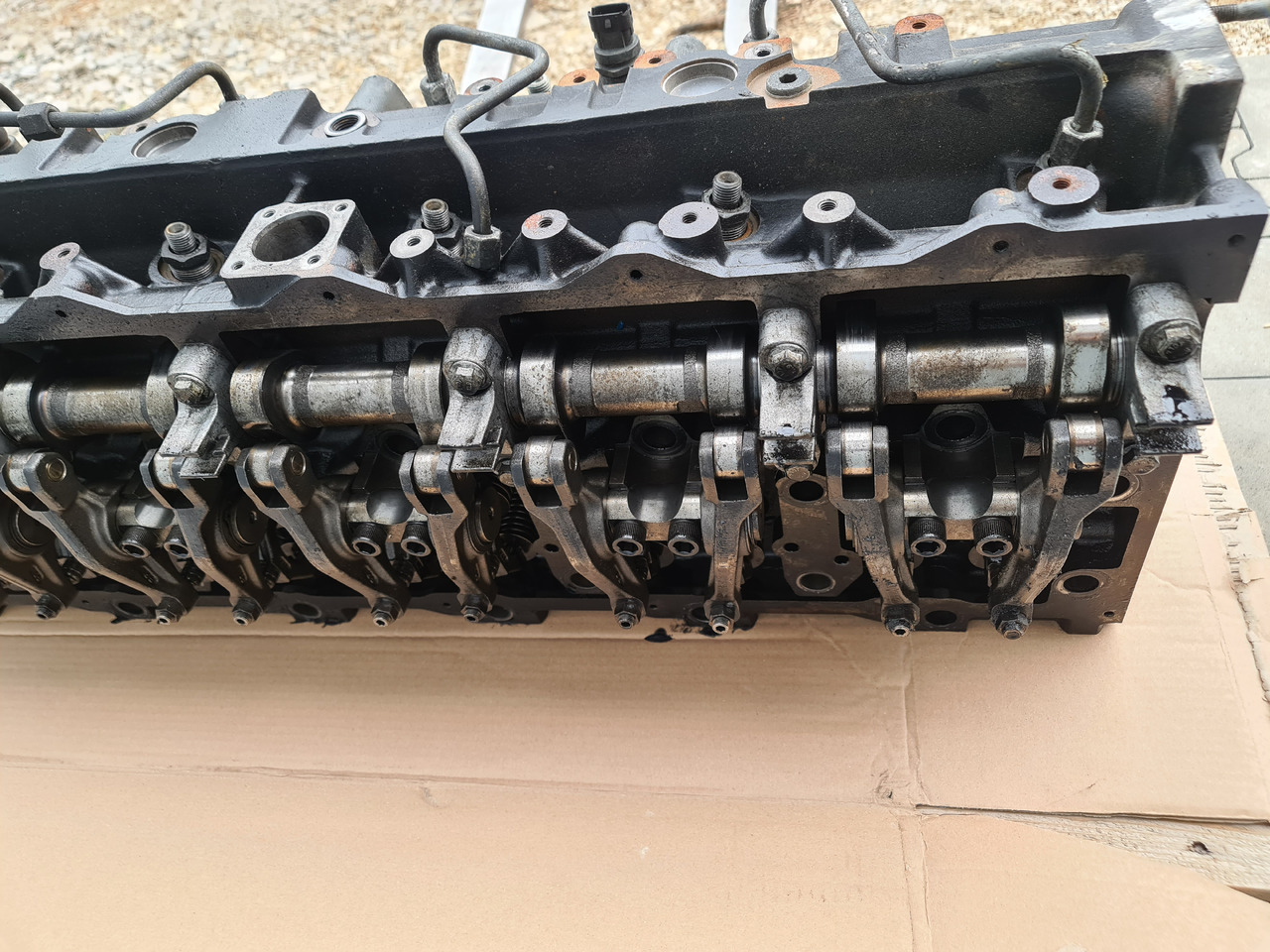MAN TGX TGA / CYLINDER HEAD / D20 ENGINE / EURO 3 4 5 / WORLDWIDE DELIVERY - رأس المحرك: صورة 4 MAN TGX TGA / CYLINDER HEAD / D20 ENGINE / EURO 3 4 5 / WORLDWIDE DELIVERY - رأس المحرك: صورة 4