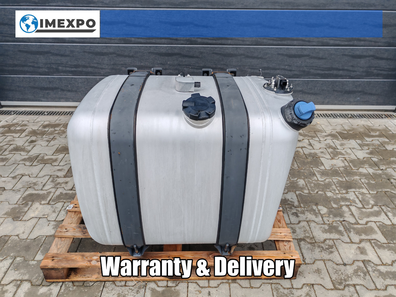 MERCEDES-BENZ ACTROS MP4 / FUEL & ADBLUE TANK / 300L - خزان الوقود: صورة 1 MERCEDES-BENZ ACTROS MP4 / FUEL & ADBLUE TANK / 300L - خزان الوقود: صورة 1