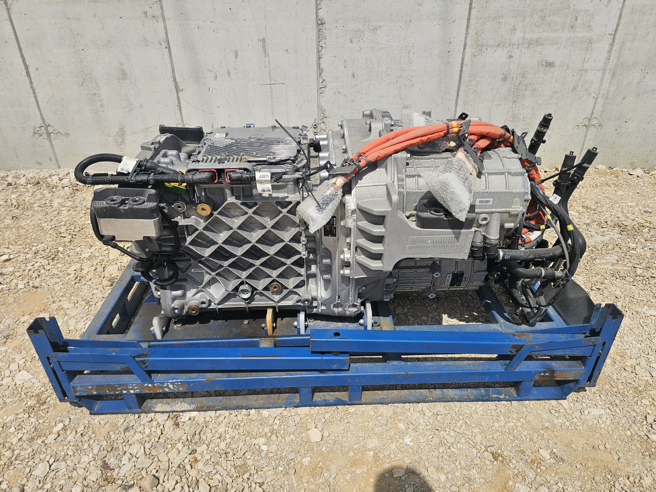 RENAULT T E-TECH / C E-TECH ELECTRIC / NEM 3 DRIVETRAIN / EPT2412 / COMPLETE - محرك: صورة 1 RENAULT T E-TECH / C E-TECH ELECTRIC / NEM 3 DRIVETRAIN / EPT2412 / COMPLETE - محرك: صورة 1