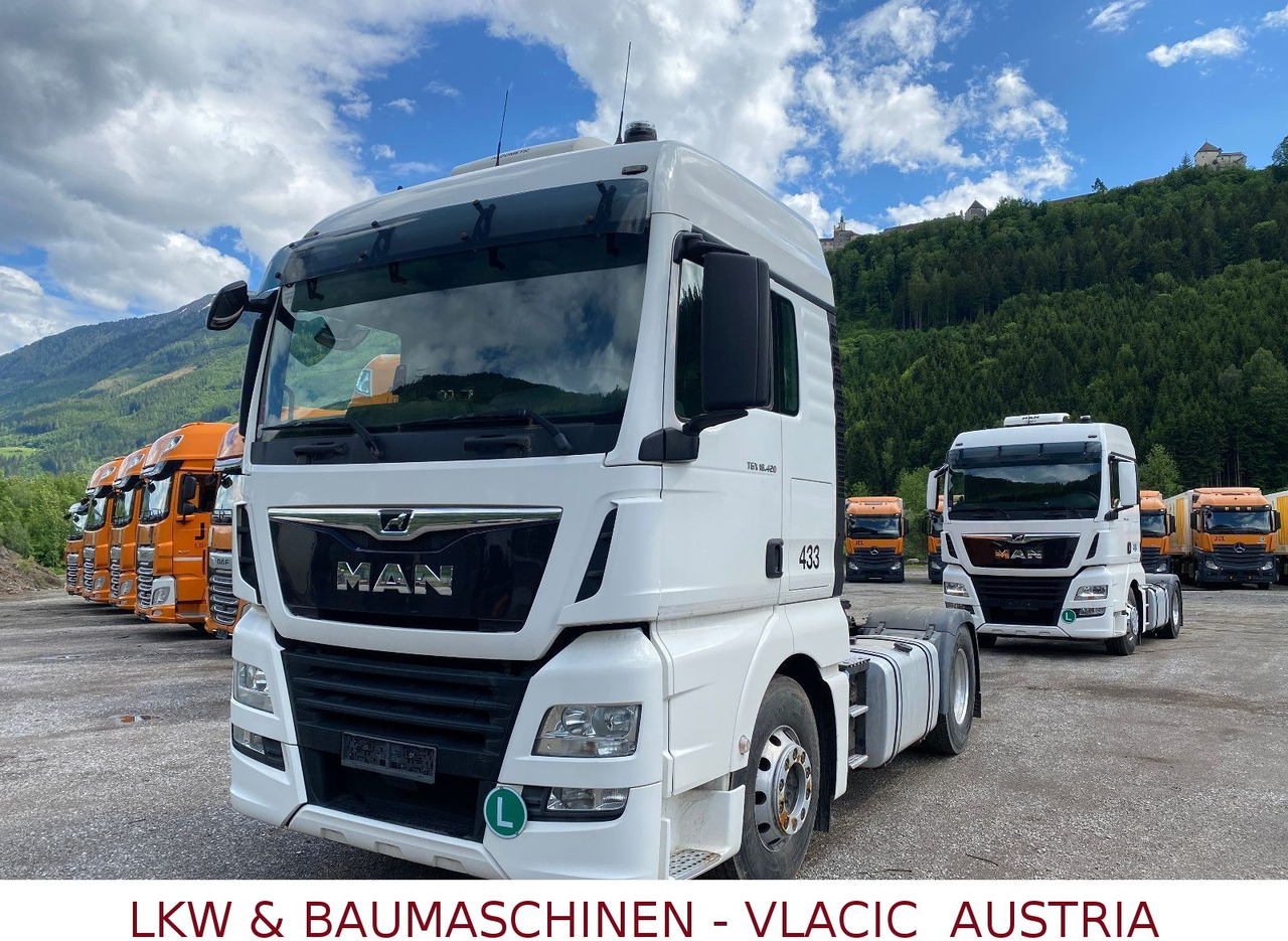 MAN TGX 18.420 (eigengewicht 6939Kg) MAN TGX 18.420 (eigengewicht 6939Kg) - وحدة جر: صورة 1 MAN TGX 18.420 (eigengewicht 6939Kg) MAN TGX 18.420 (eigengewicht 6939Kg) - وحدة جر: صورة 1