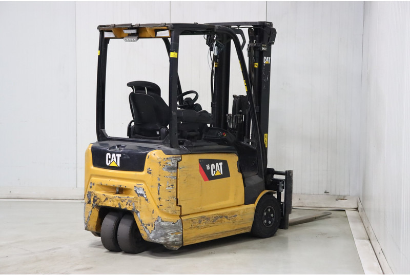 Caterpillar EP16ANT - رافعة شوكية كهربائية: صورة 3 Caterpillar EP16ANT - رافعة شوكية كهربائية: صورة 3