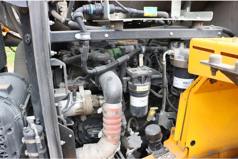 تركس JCB 427 HT T4F: صورة 13