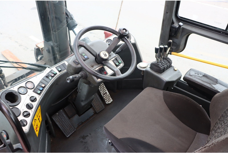 Kalmar DCE120-6 - رافعة شوكية ديزل: صورة 2 Kalmar DCE120-6 - رافعة شوكية ديزل: صورة 2