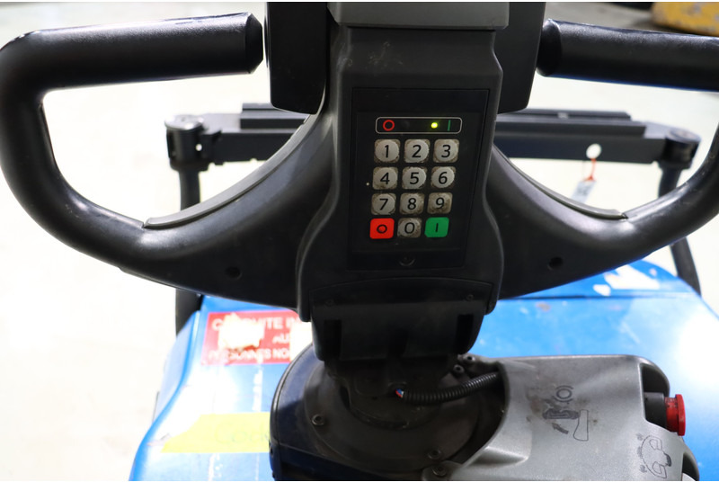 Toyota OSE120 - آلة إعداد الطلب: صورة 2 Toyota OSE120 - آلة إعداد الطلب: صورة 2