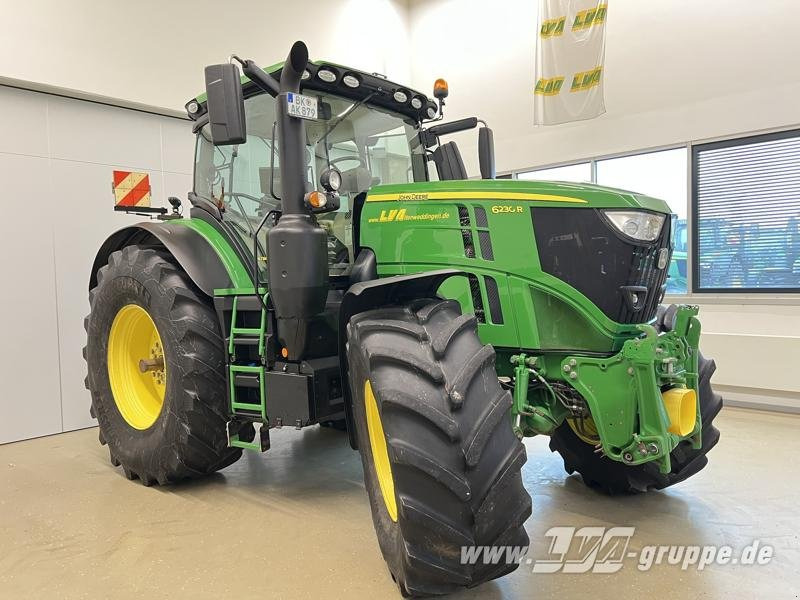 John Deere 6230R mit CommandPro - جرار: صورة 2 John Deere 6230R mit CommandPro - جرار: صورة 2