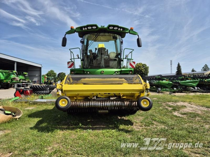 John Deere 8600i - حصادة الأعلاف: صورة 2 John Deere 8600i - حصادة الأعلاف: صورة 2