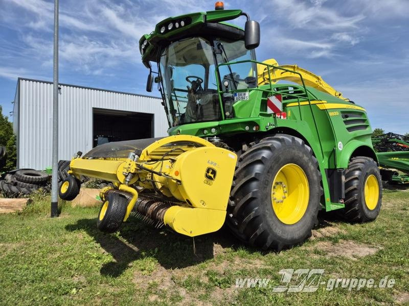 John Deere 8600i - حصادة الأعلاف: صورة 1 John Deere 8600i - حصادة الأعلاف: صورة 1