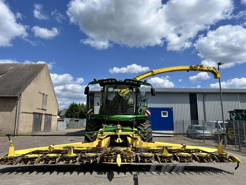 John Deere 9700i - حصادة الأعلاف: صورة 2 John Deere 9700i - حصادة الأعلاف: صورة 2